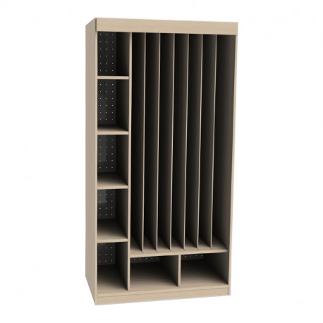 Skříň na matrace a lůžkoviny pro 7 dětí