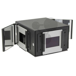 Zdroj světla se zrcadly s magnetickým uchycením