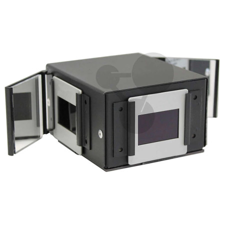 Zdroj světla se zrcadly s magnetickým uchycením